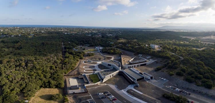 Alba Thermal Springs & Spa, Fingal, concrete geothermal pools on the Mornington Peninsula hillside