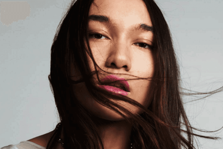 Genderless Makeup Campaign #Blurthelines Set To Make Beauty Boundless