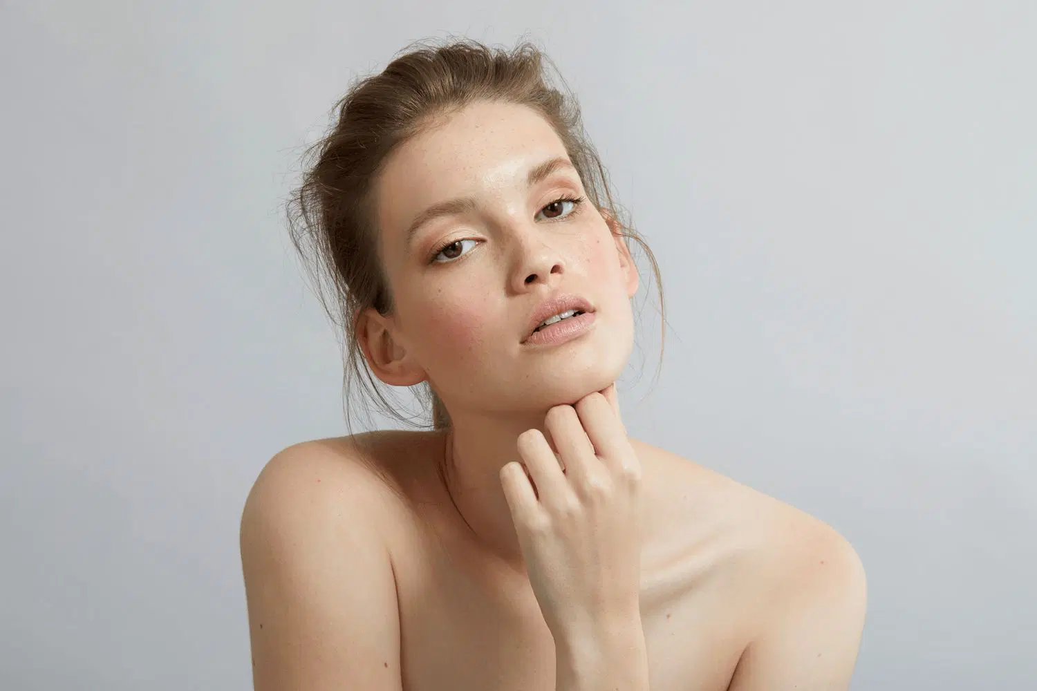 The Effortless No-Makeup Makeup Look