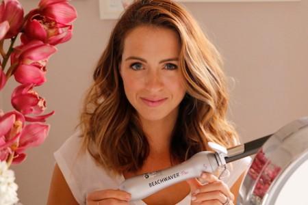 VIDEO: How To Get Beachy Waves