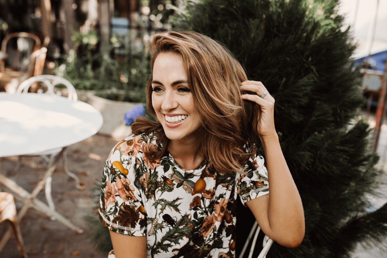 VIDEO: We Try The Frizz-Busting Ionic Brush