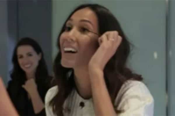 How To Do a Two-Minute Face with Lindy Klim