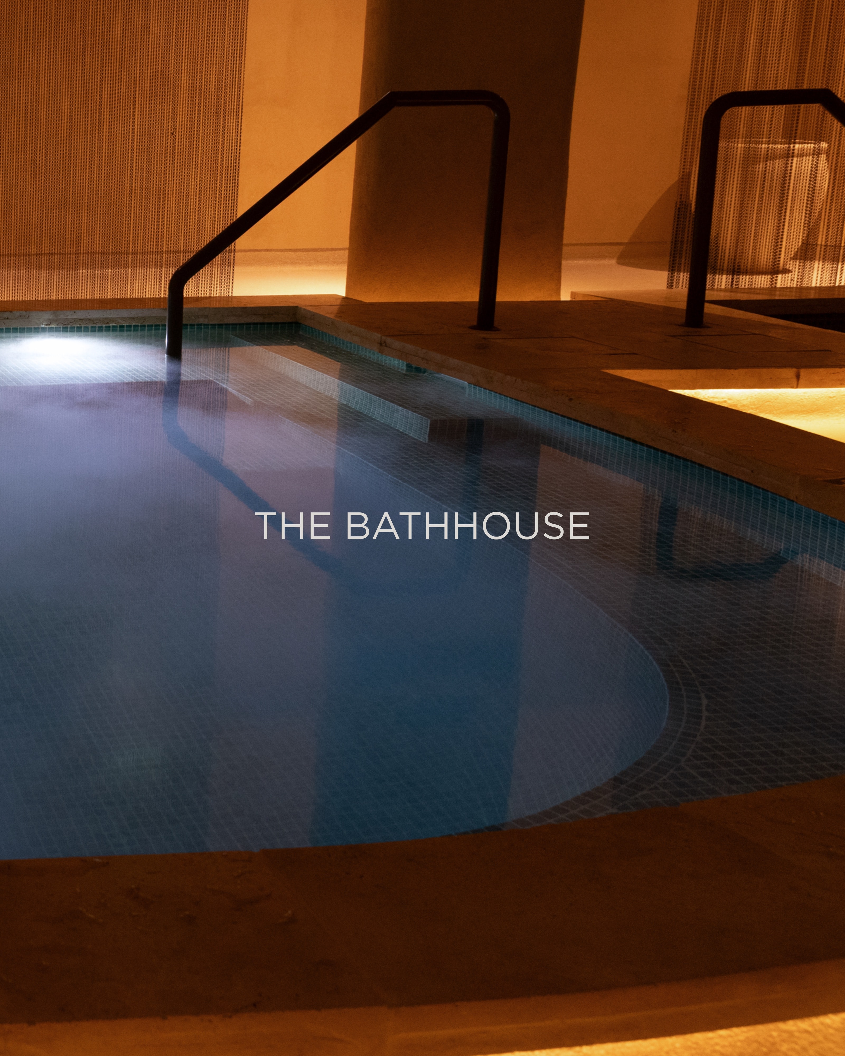 38° The Bathhouse, Bondi Beach, domed magnesium pool with mirrored ceiling