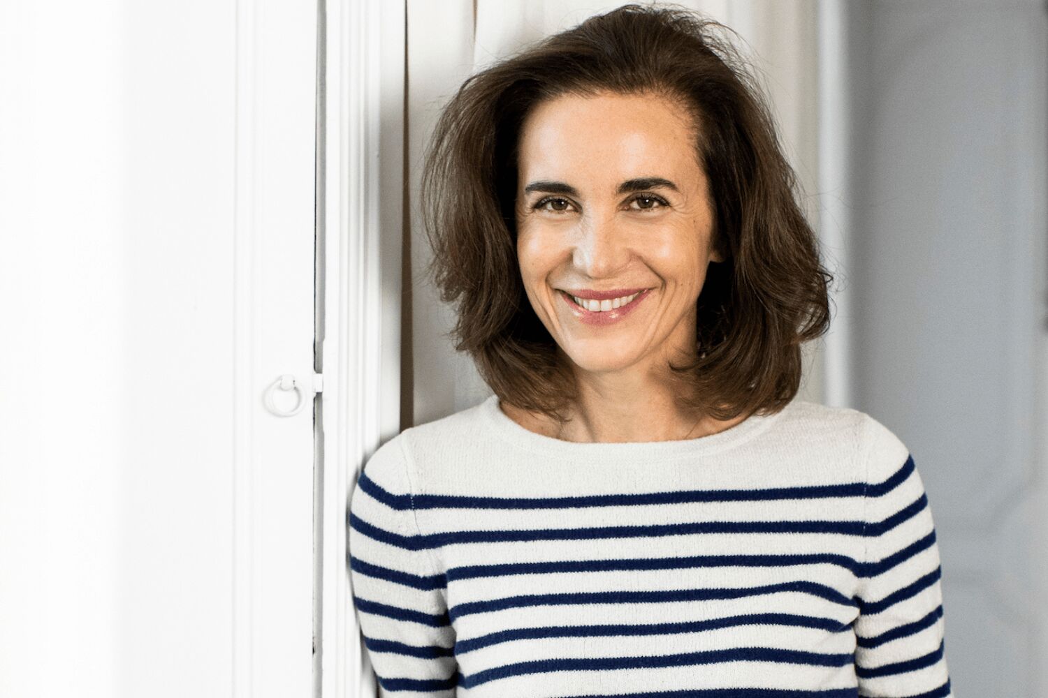 Mathilde Thomas at Château Smith Haut Lafitte vineyard, wearing white shirt