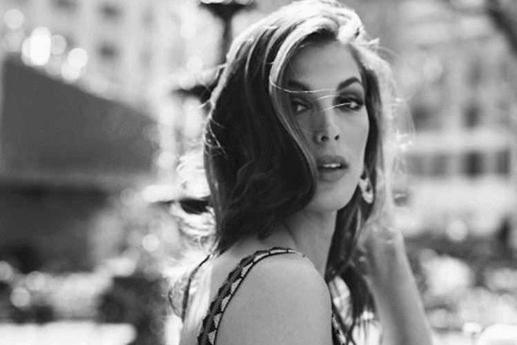 Iris Mittenaere, Miss Universe France