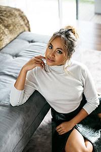 JESSICA MAUBOY