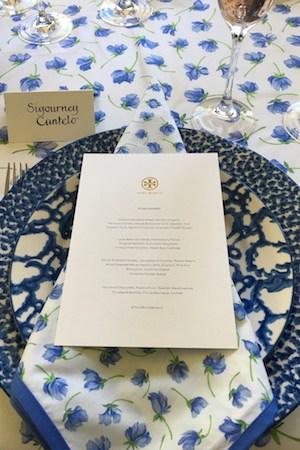 Stunning Table Settings Set the Lunch Time Affair