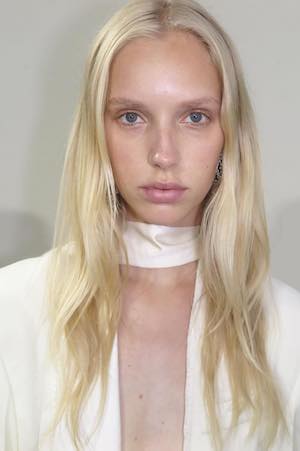 The Sam Mc Knight Approved Dry Shampoo Hacks You Need To Know