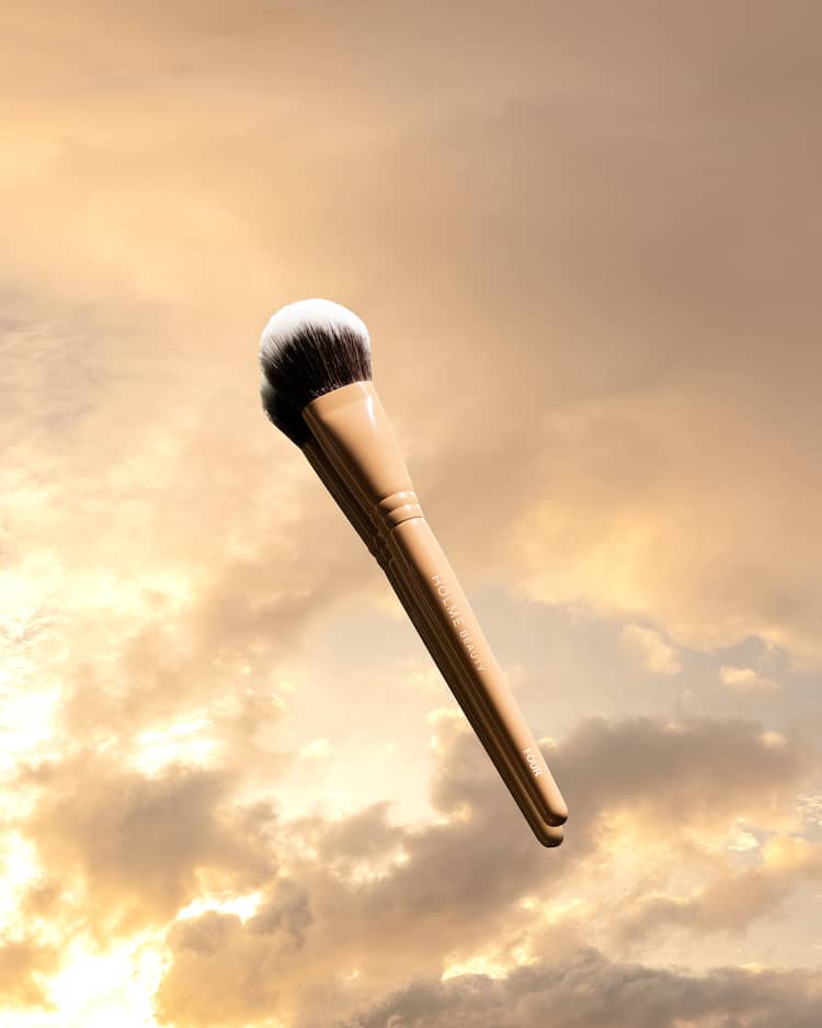 Holme Beauty Brush Number Four   [Ed. note: my new favourite blush brush – it hugs every curve just right]