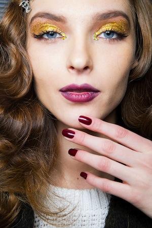 Backstage At John Richmond Fall 2016