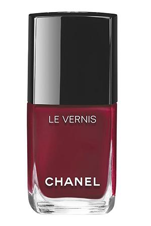 Chanel Le Vernish Nail Polish in Mythique