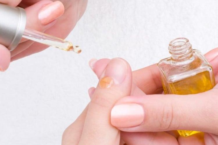 2 Cuticle Oil