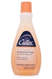 9.Cutexacetonefreenailpolishremover 1
