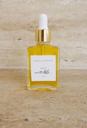 Facial oil dunkle authentic rose 1024x1024@2x