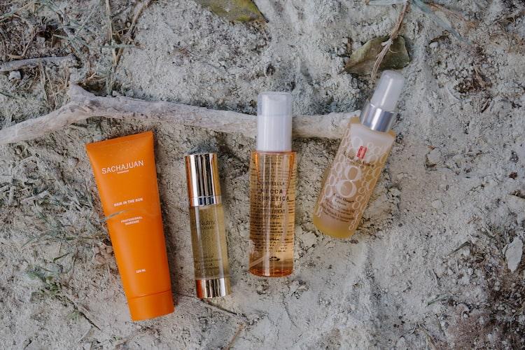 On The Sand: Sachajuan Hair In The Sun, Renutriv Serum, Mecca Sunbrella And Elizabeth Arden 8 Hour Body Oil