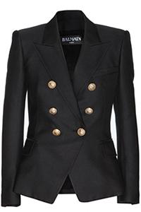 Celebrity stylist Kelly Smythe demonstrating how to accessorise a structured designer jacket
