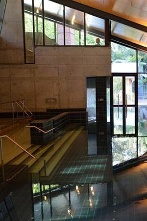 The surrounds of Hepburn Bathhouse