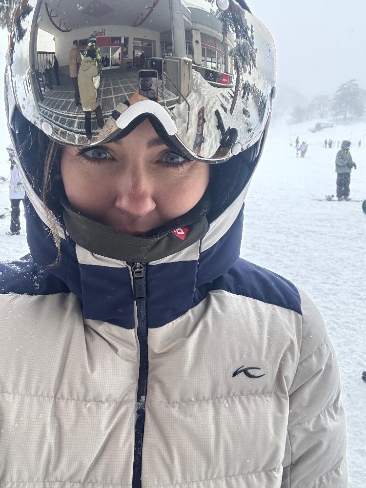 Japan skiing