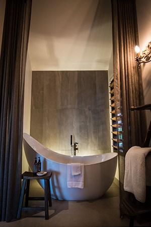 The incredible bathrooms in Komala Suites