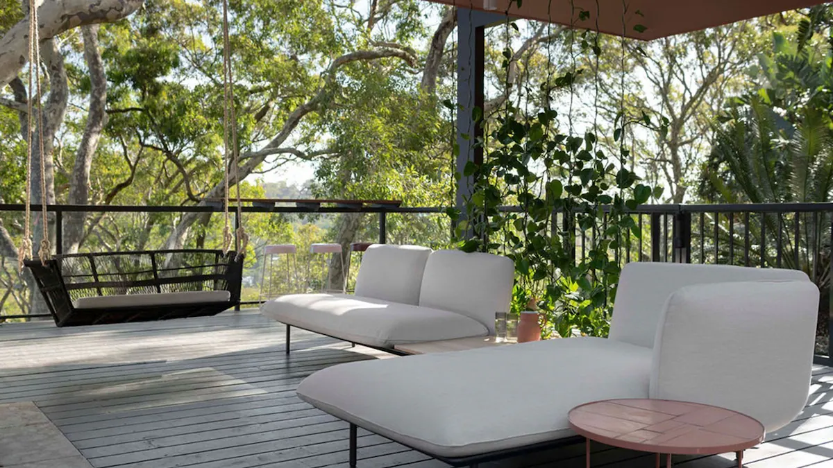 1 Swing Chair