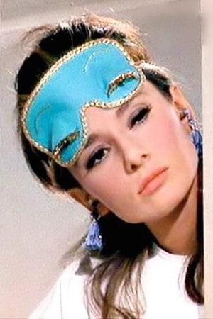 Audrey Hepburn luminous complexion and classic beauty look