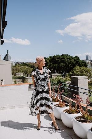 Jessica Rowe cat lady and craphousewife life