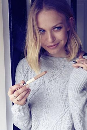 Penelope Mitchell with her new short blonde haircut