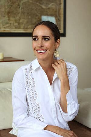 Louise Roe natural beauty look at home in Los Angeles