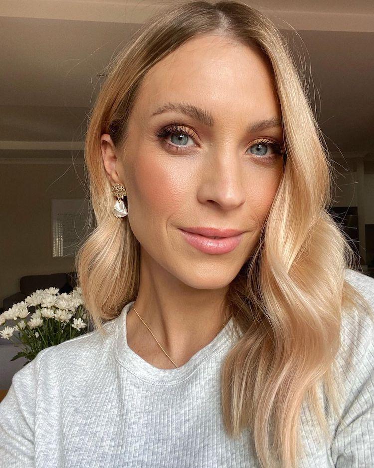 INSTAGRAM @makeupbyameliawebb
