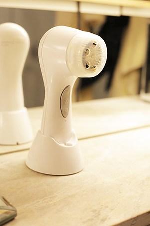 Amy Sloughs Away Dead Skin with a Clarisonic