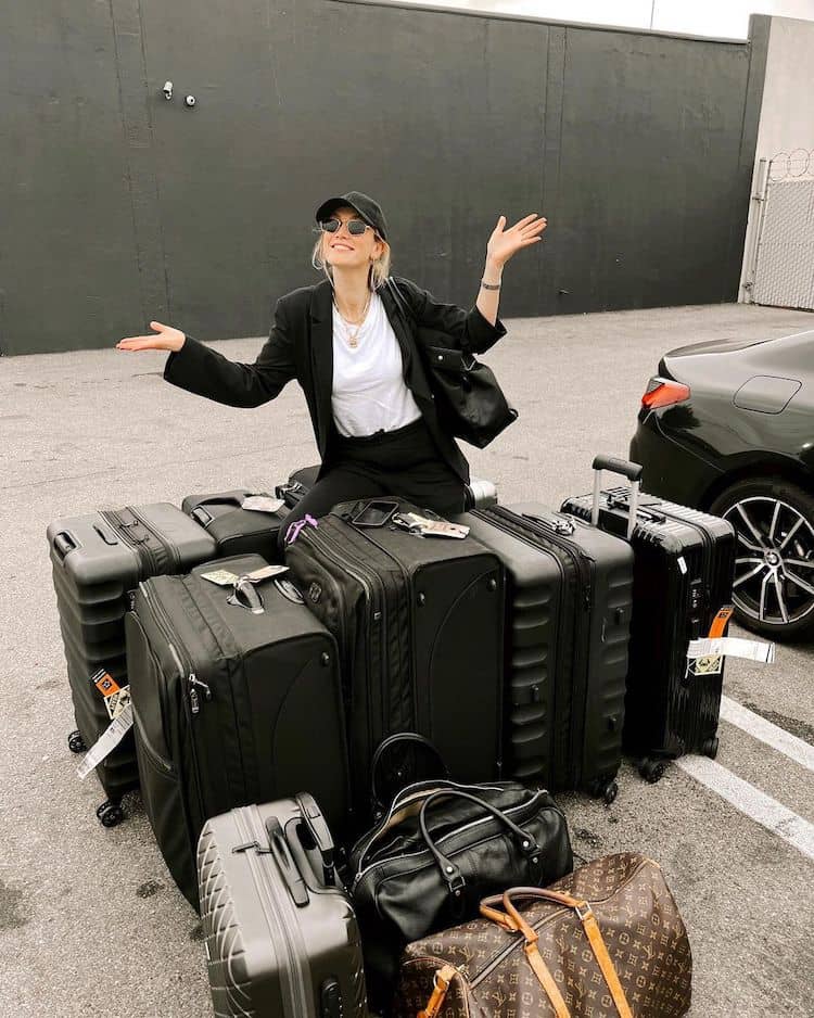 IMAGE: INSTAGRAM @DELTAGOODREM