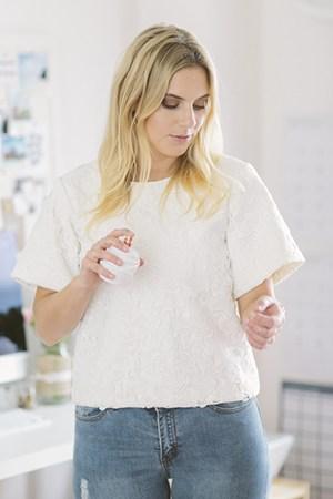 Lisa Hamilton classy and casual personal style