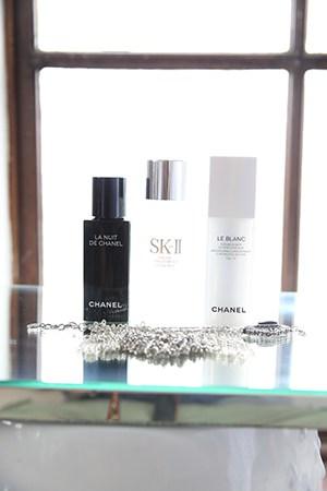 Rose Gold Accents Adorn Samantha's Vanity