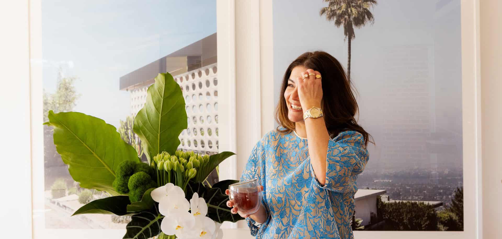 Jocelyn Petroni performing a facial treatment