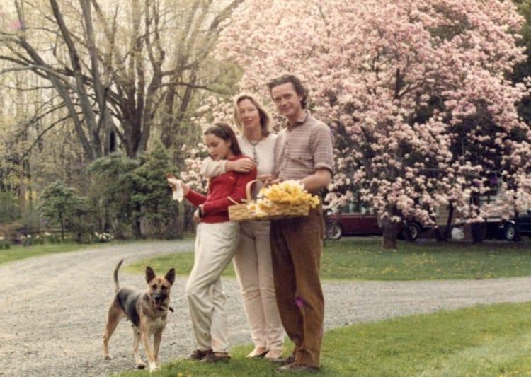 Olivia as a teen with mother Sylvie and father Olivier