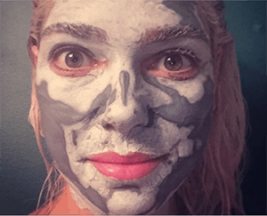 Ashley Uses the Swisse Manuka Honey Detoxifying Facial Mask as a Post Flight Rejuvenator