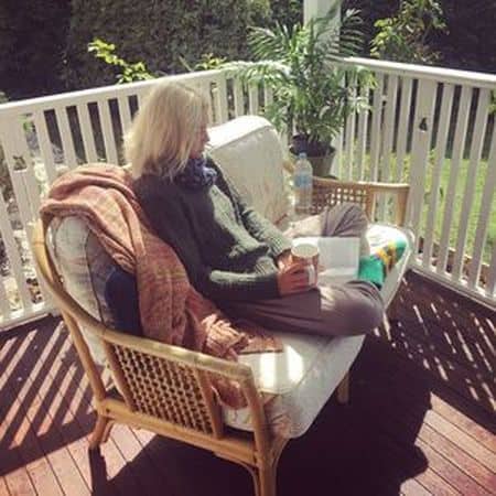 Ashley Starts Her Days With A Cup Of Hot Lemon Water, Breathing Exercises And 20 Minutes Of Meditation