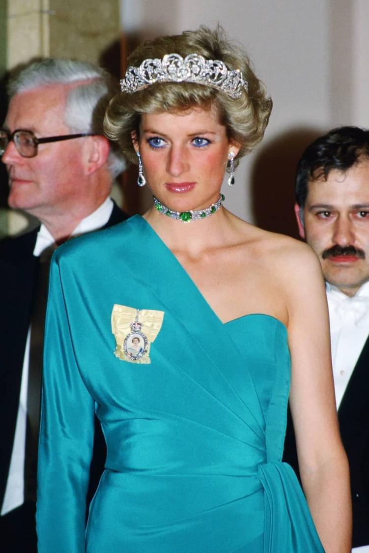 Princess Diana in a more natural makeup look after working with Mary Greenwell
