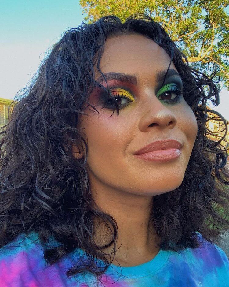 A glorious rainbow eye look Image: Instagram @sarithaiday
