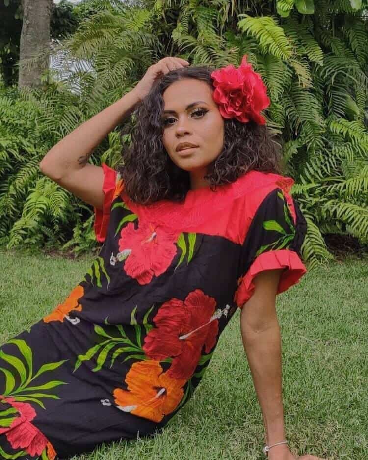 Sari calls this vibrant frock “my pretty island dress” IMAGE: INSTAGRAM @sarithaiday