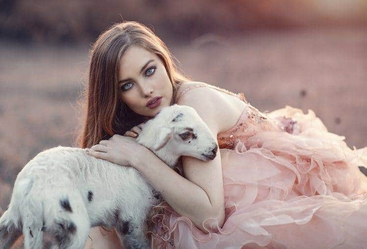 340644 women model animals lamb 748x507