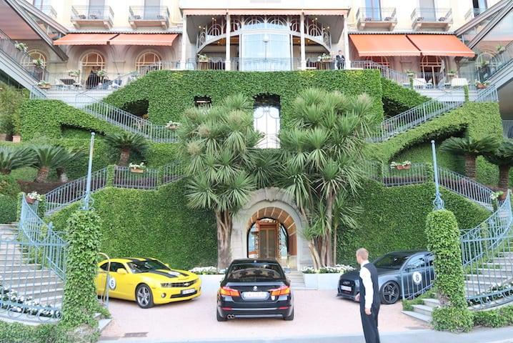 Hotel