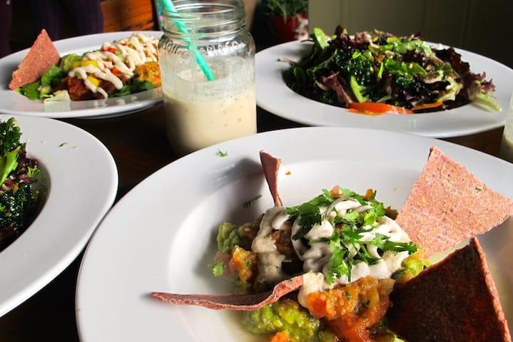 Rawvolution Serves Up Vegan Nachos And Tasty Salads