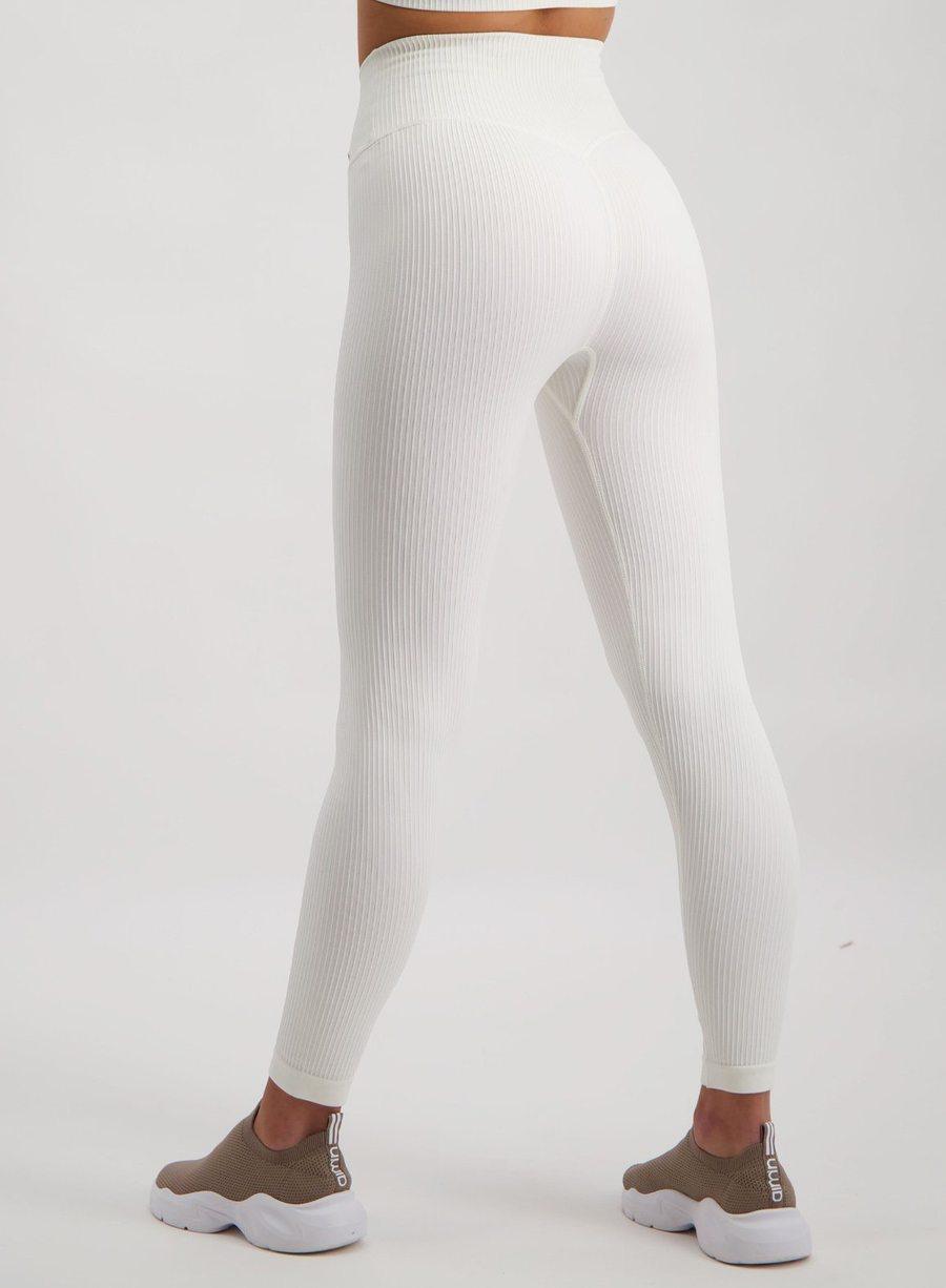Off-white ribbed seamless tights