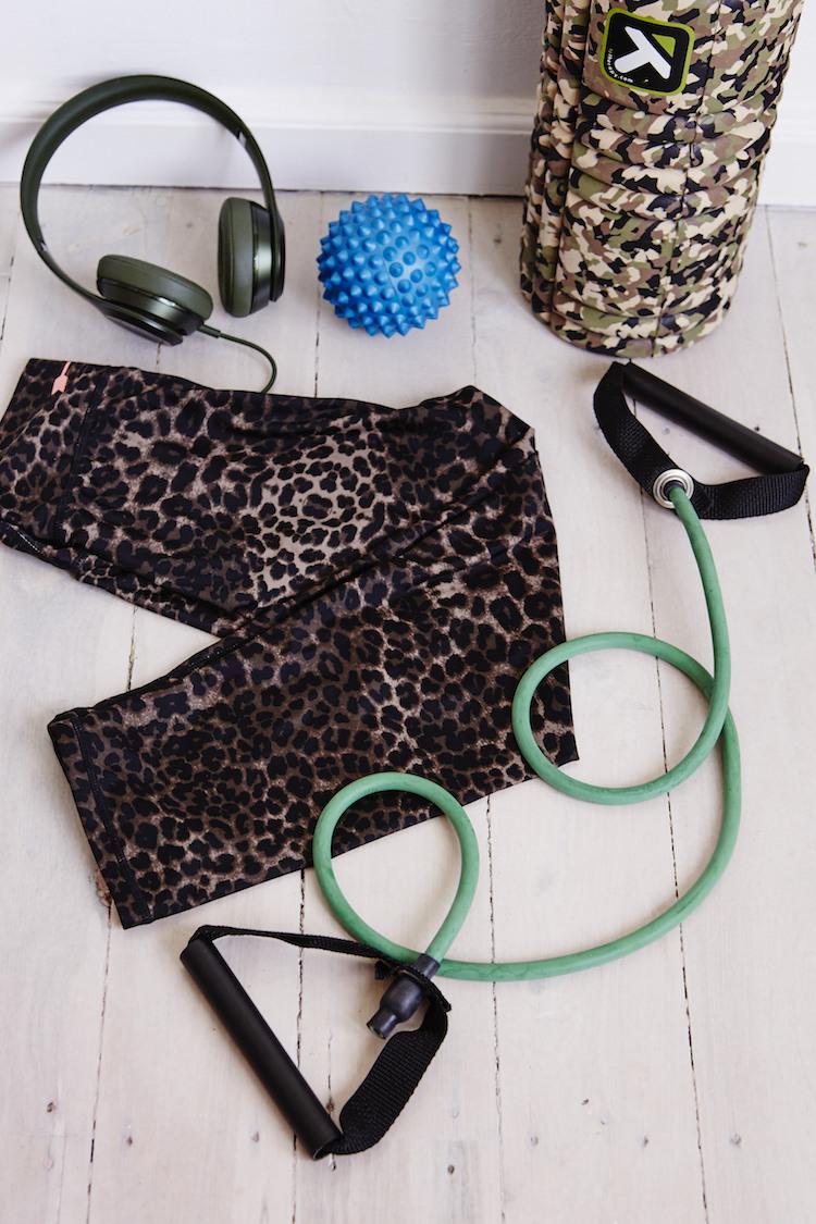 Jennifer Hawkins fitness routine and treadmill
