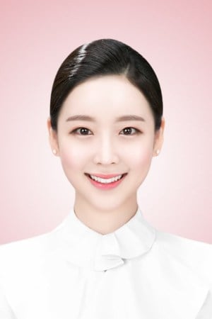 The Extreme Beauty Standards Flight Attendants Adhere To - Beauticate The Extreme Beauty Standards Flight Attendants Adhere To - Beauticate