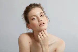 The Effortless No-Makeup Makeup Look