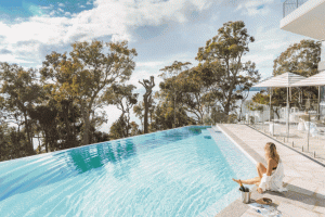 Gif of Bannisters Port Stephens pool and food